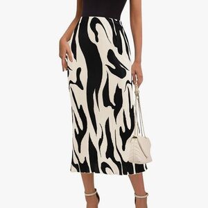 Black and White Midi Pencil Skirt for Cocktail Events